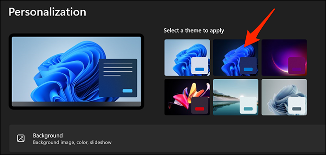 Select the "Windows (dark)" theme in Settings on Windows 11.